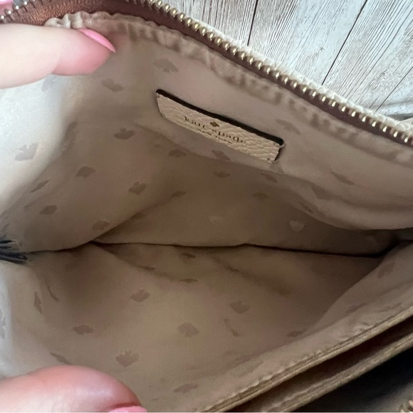 Kate Spade JACKSON Woven STRAW TRIPLE GUSSET CROSSBODY - Picture 3 of 9